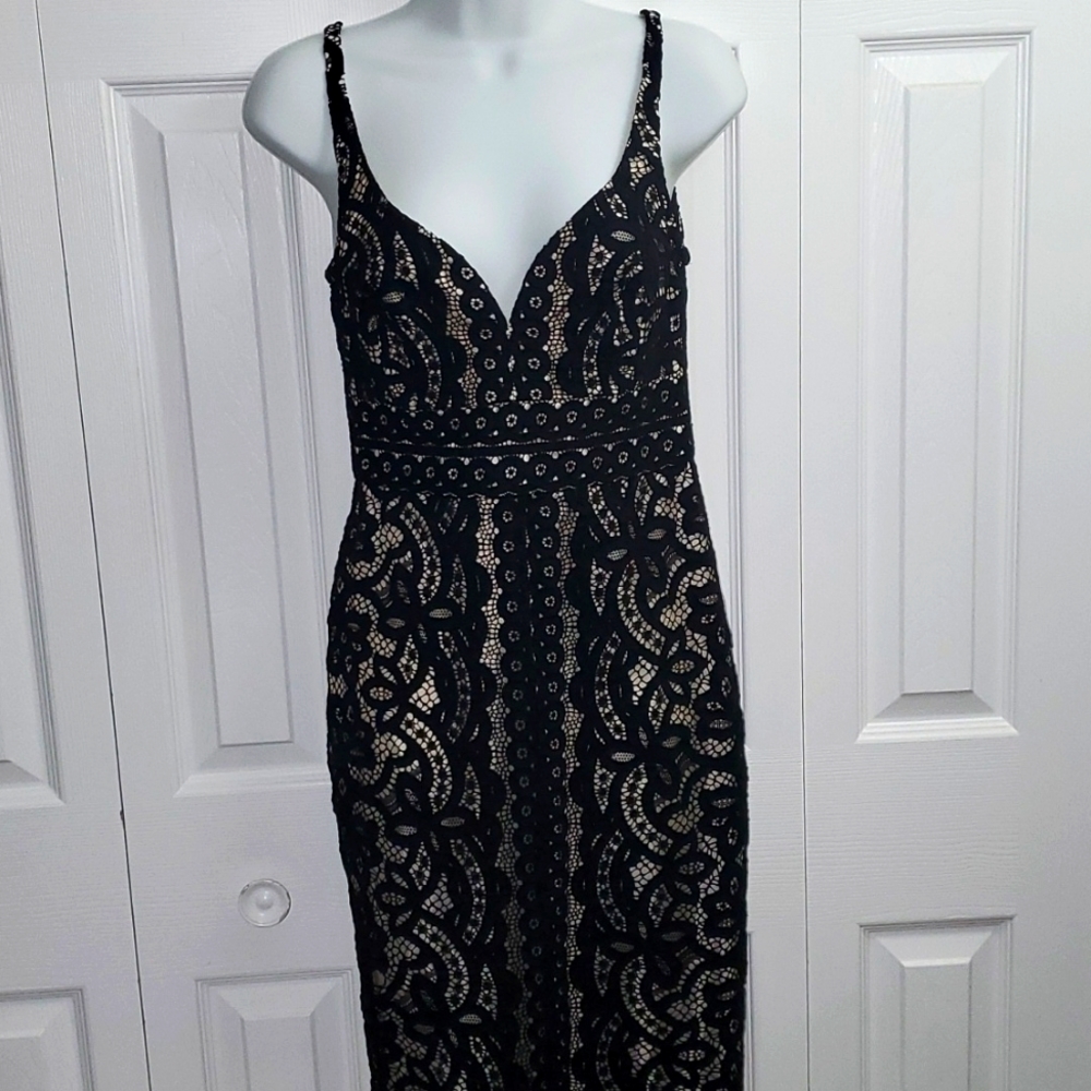 LOVER | Black Lace Pattern Sheath Dress Sz 4